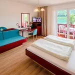 Strandhotel Orchidee Hotel 4*