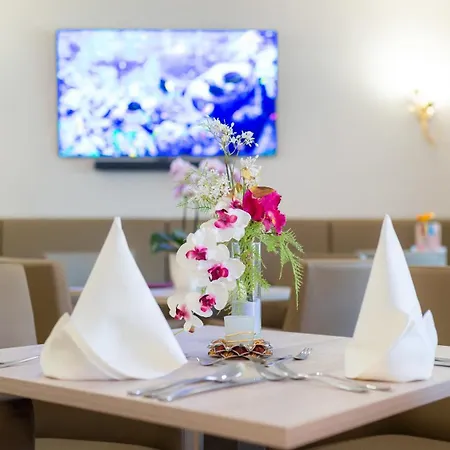 Strandhotel Orchidee ホテル ザンクト・カンツィアン